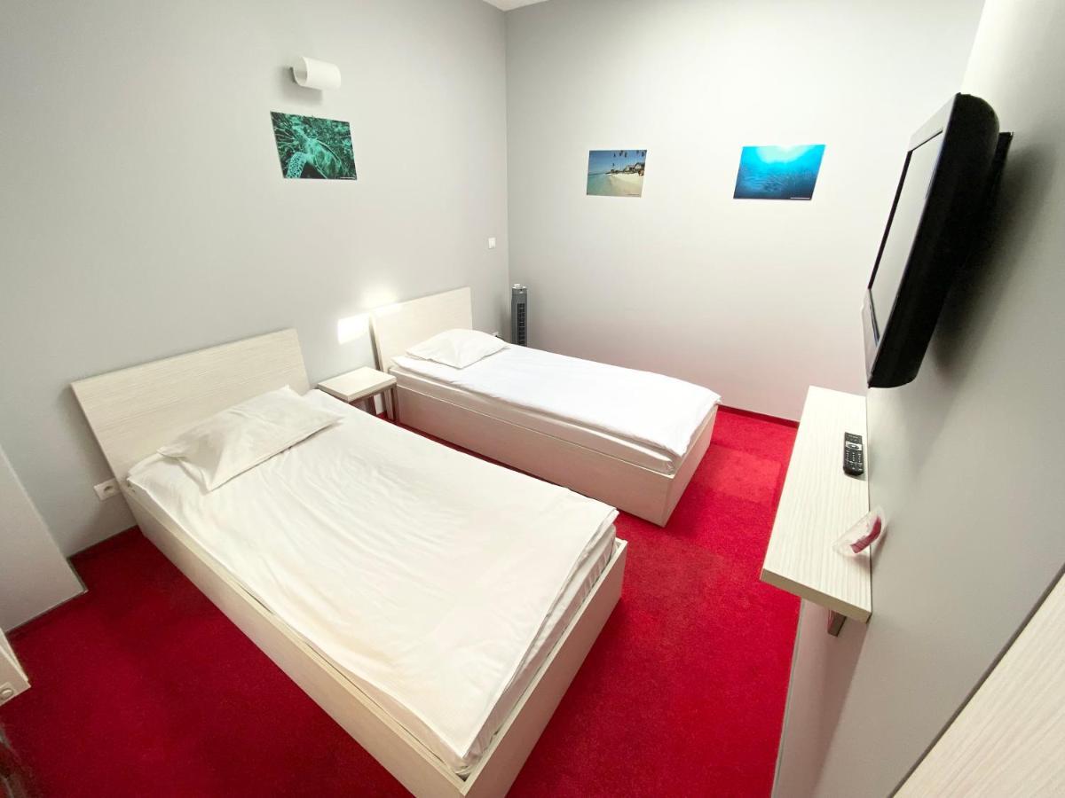 Hostel Promenada Rzeszów Eksteriør bilde